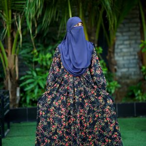 Rawda Pleated Abaya.Azalea