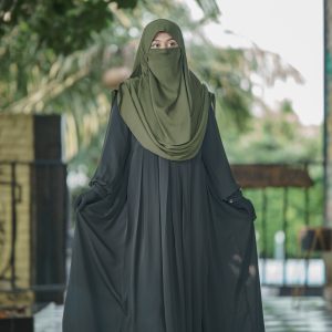 Subaita Abaya.Black