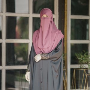 Uzma Karchupi Kaftan.Black